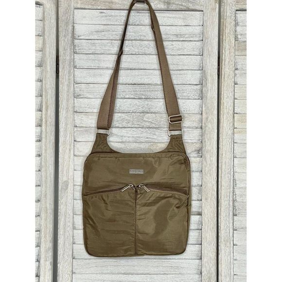 Baggallini Tan Legacy Horizon Crossbody Bag Purse